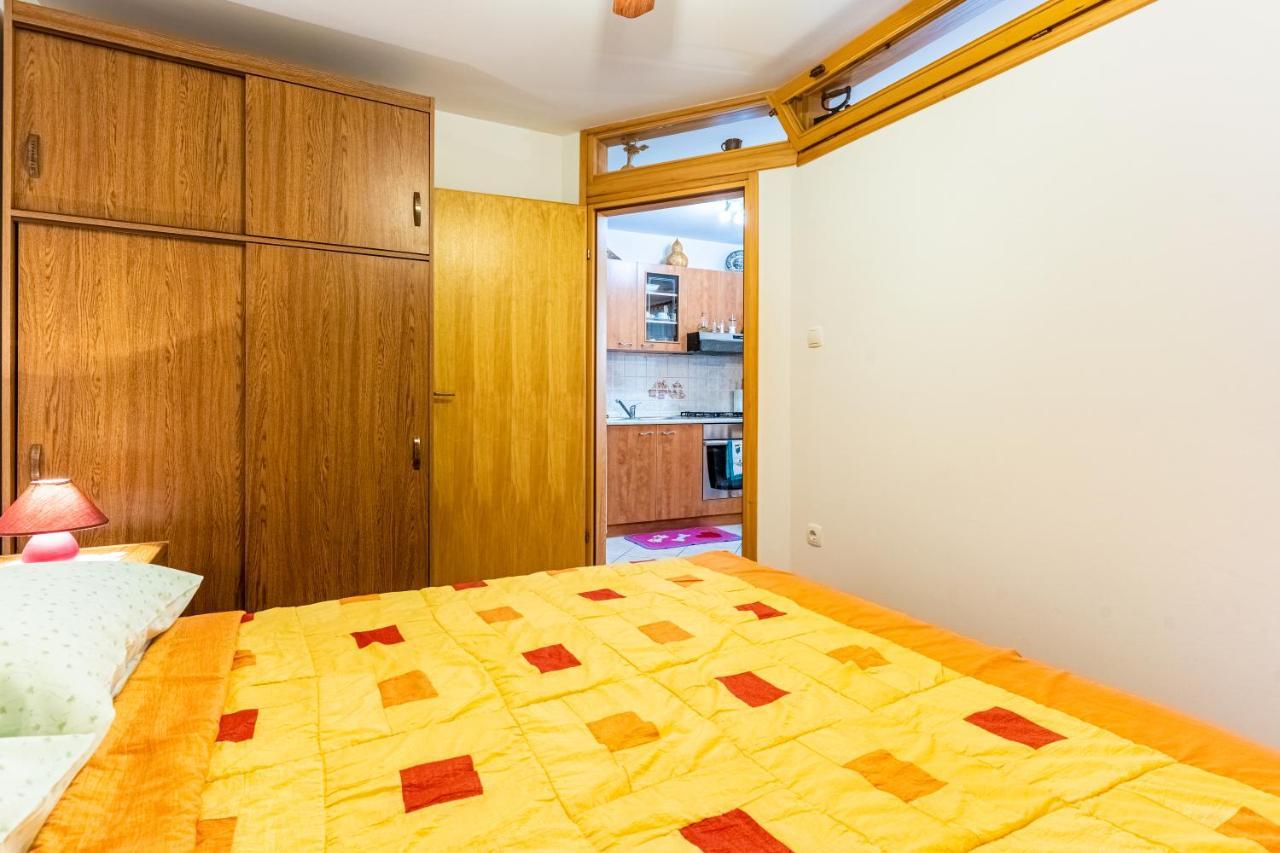 Kovacine Apartment Cres Kültér fotó