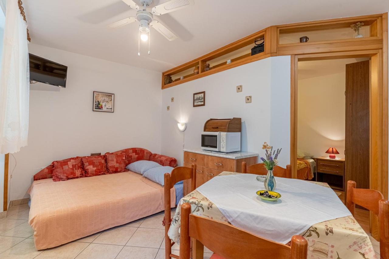 Kovacine Apartment Cres Kültér fotó