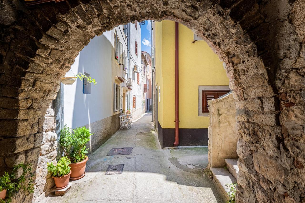 Kovacine Apartment Cres Kültér fotó